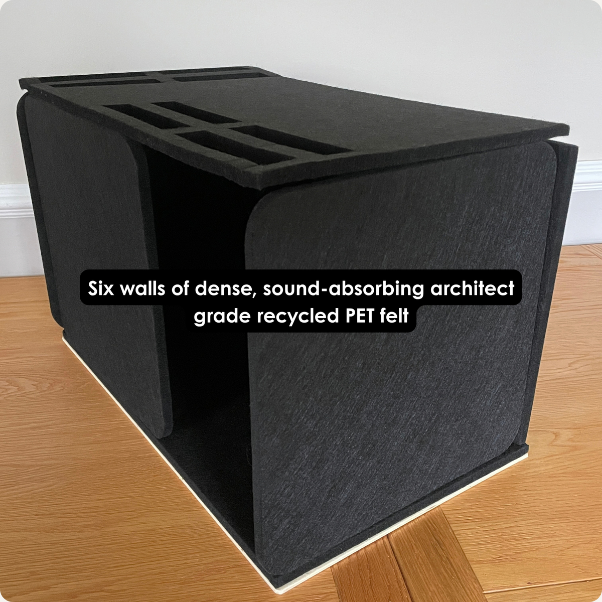 KalmDen | Sound-Absorbing Pet Carrier for Travel Anxiety